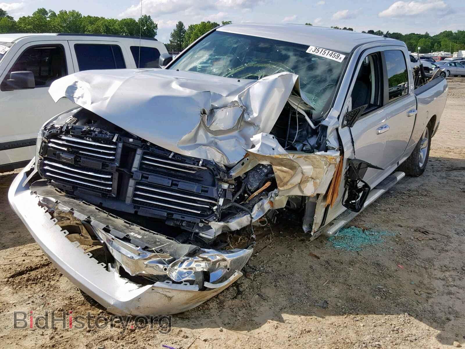 2018 RAM 1500 SLT - VIN: 1C6RR7TT6JS171702 - Фото 2