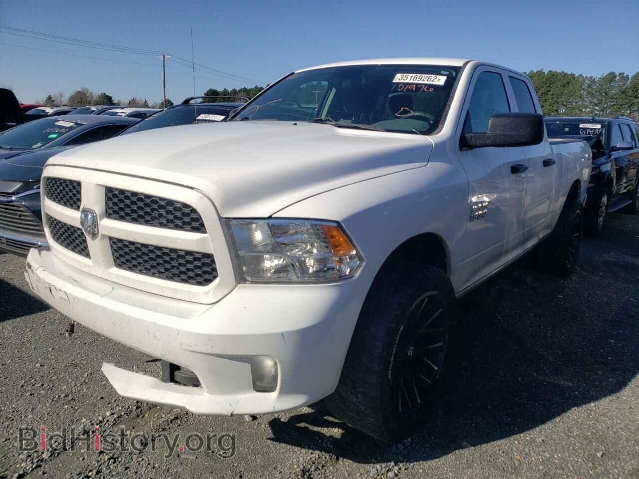 2018 RAM 1500 - VIN: 1C6RR7FG3JS101976 - Фото 2