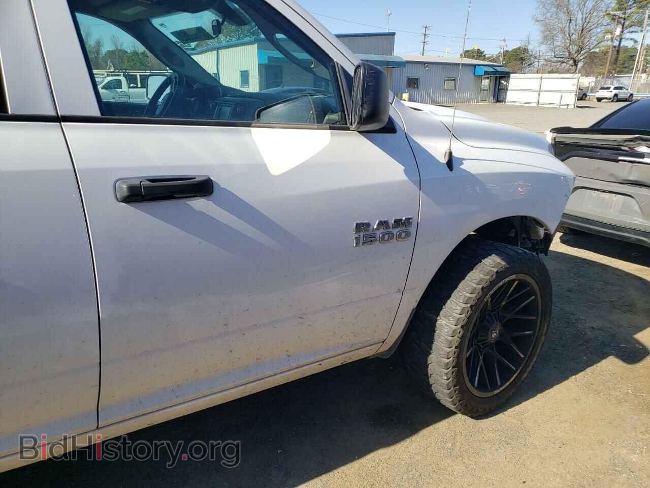 2018 RAM 1500 - VIN: 1C6RR7FG3JS101976 - Фото 9