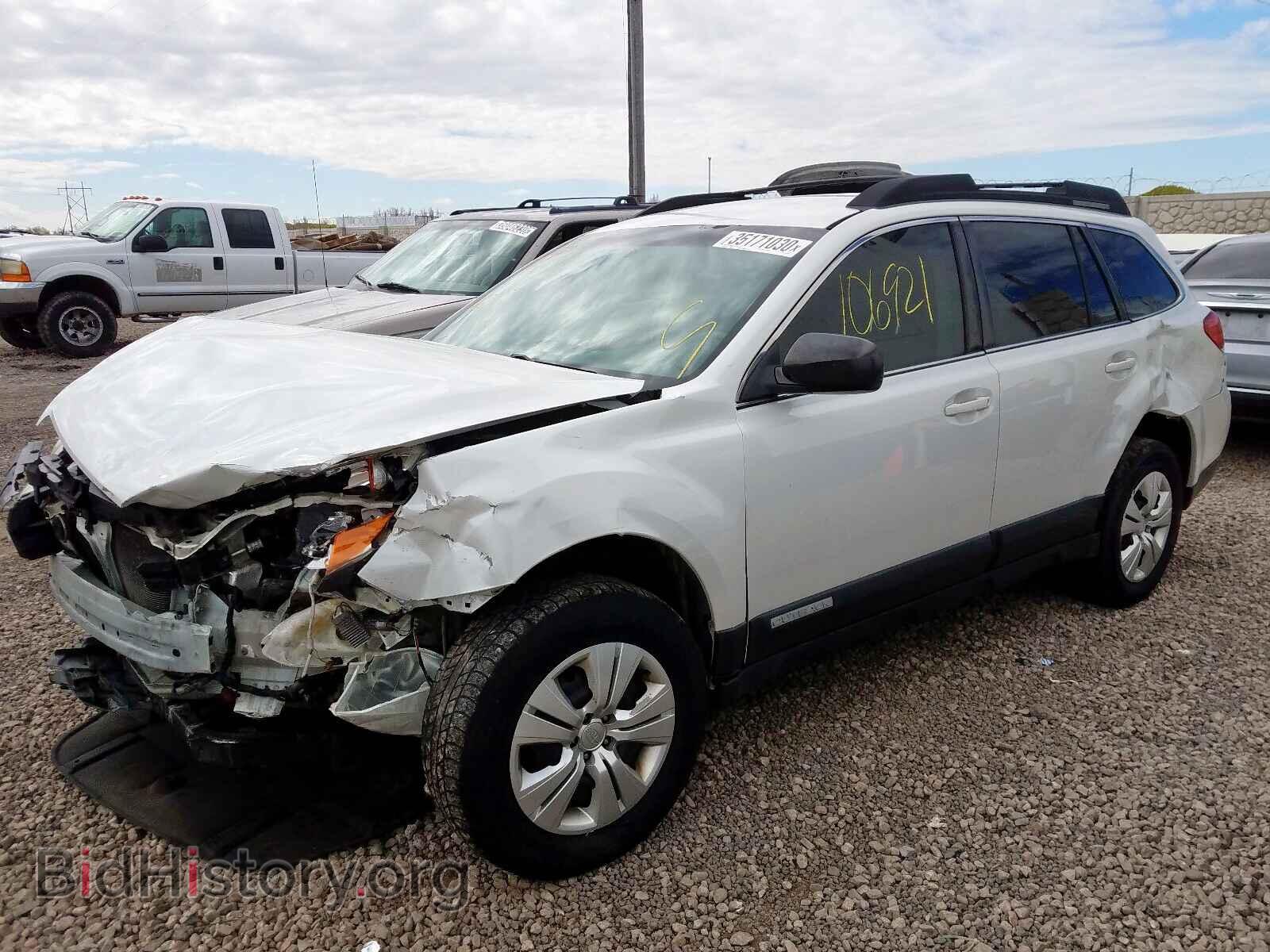 2011 SUBARU OUTBACK - VIN: 4S4BRBAC8B1428667 - Фото 2