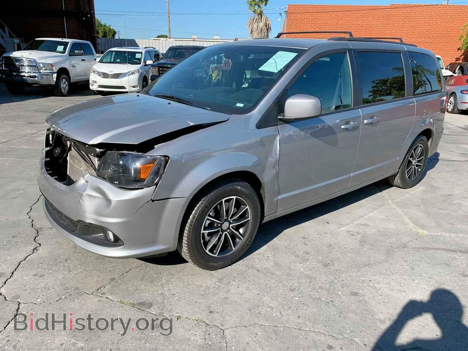 2018 DODGE CARAVAN - VIN: 2C4RDGEG2JR213923 - Фото 2