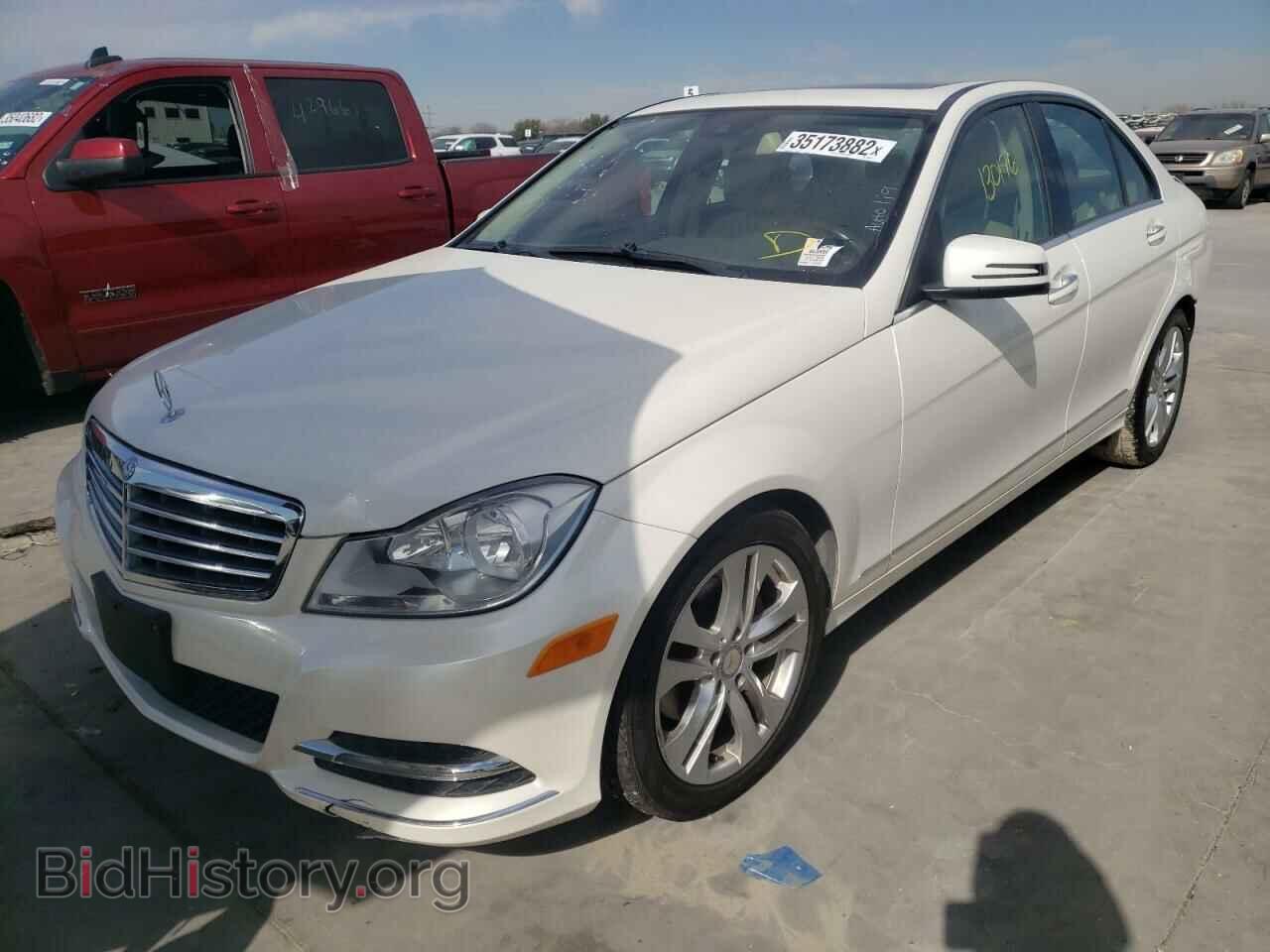 2013 MERCEDES-BENZ C-CLASS - VIN: WDDGF4HB4DA782853 - Фото 2