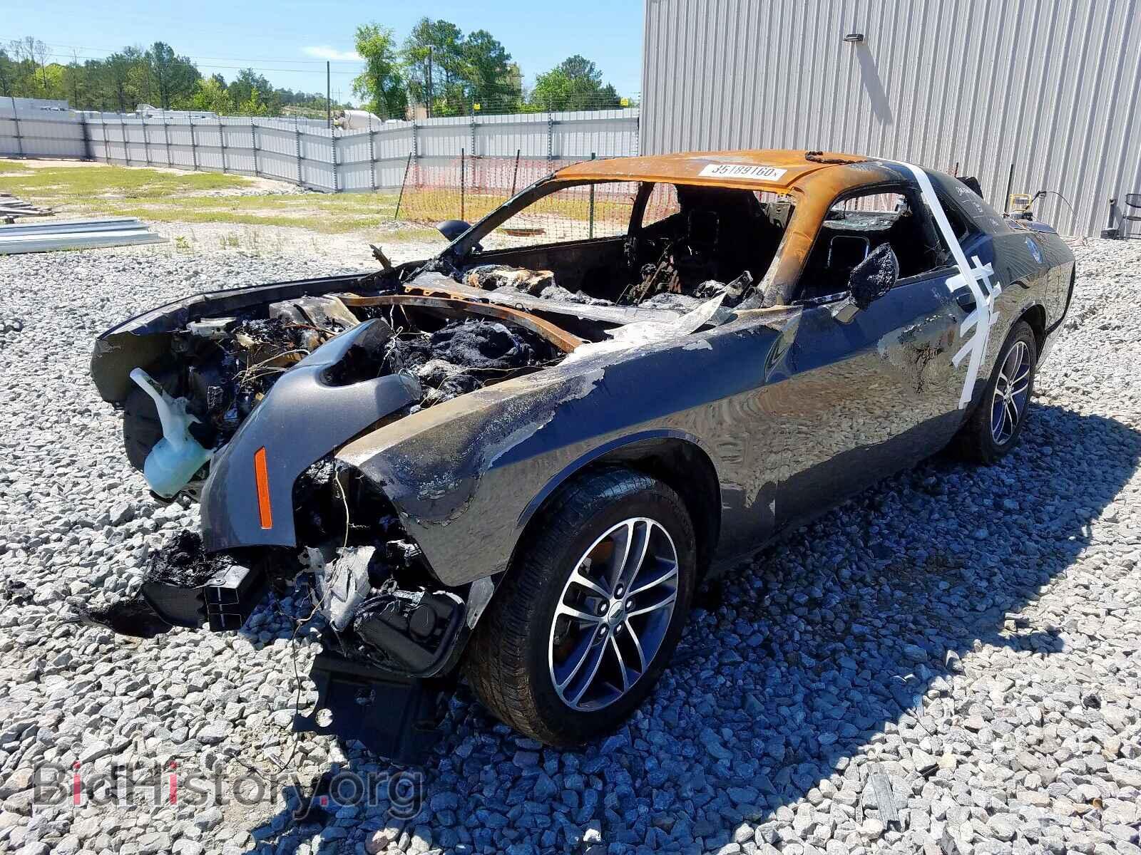 2019 DODGE CHALLENGER - VIN: 2C3CDZGG2KH628167 - Photo 2
