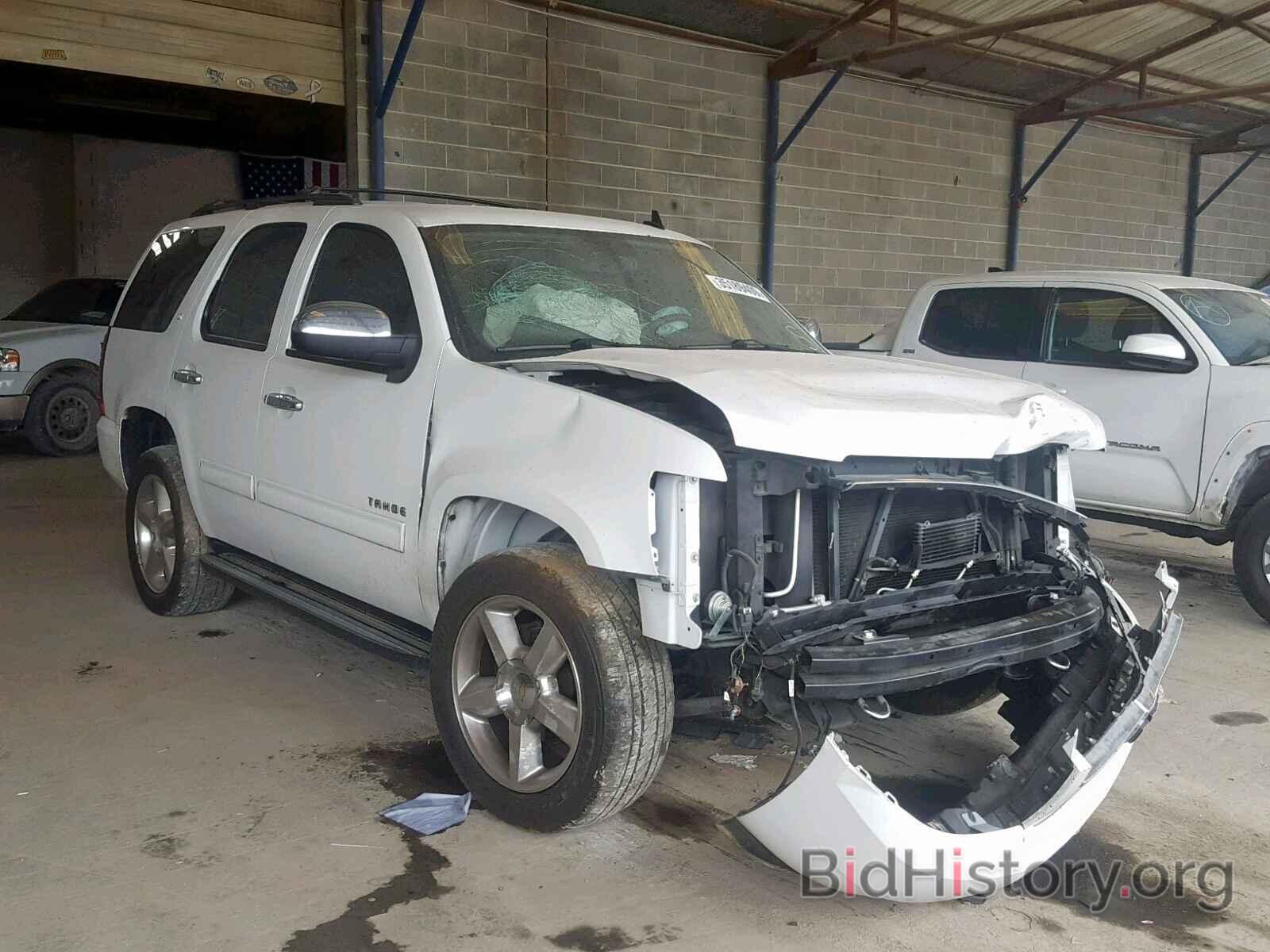 Photo 1GNSCBE01DR130530 - CHEVROLET TAHOE C150 2013