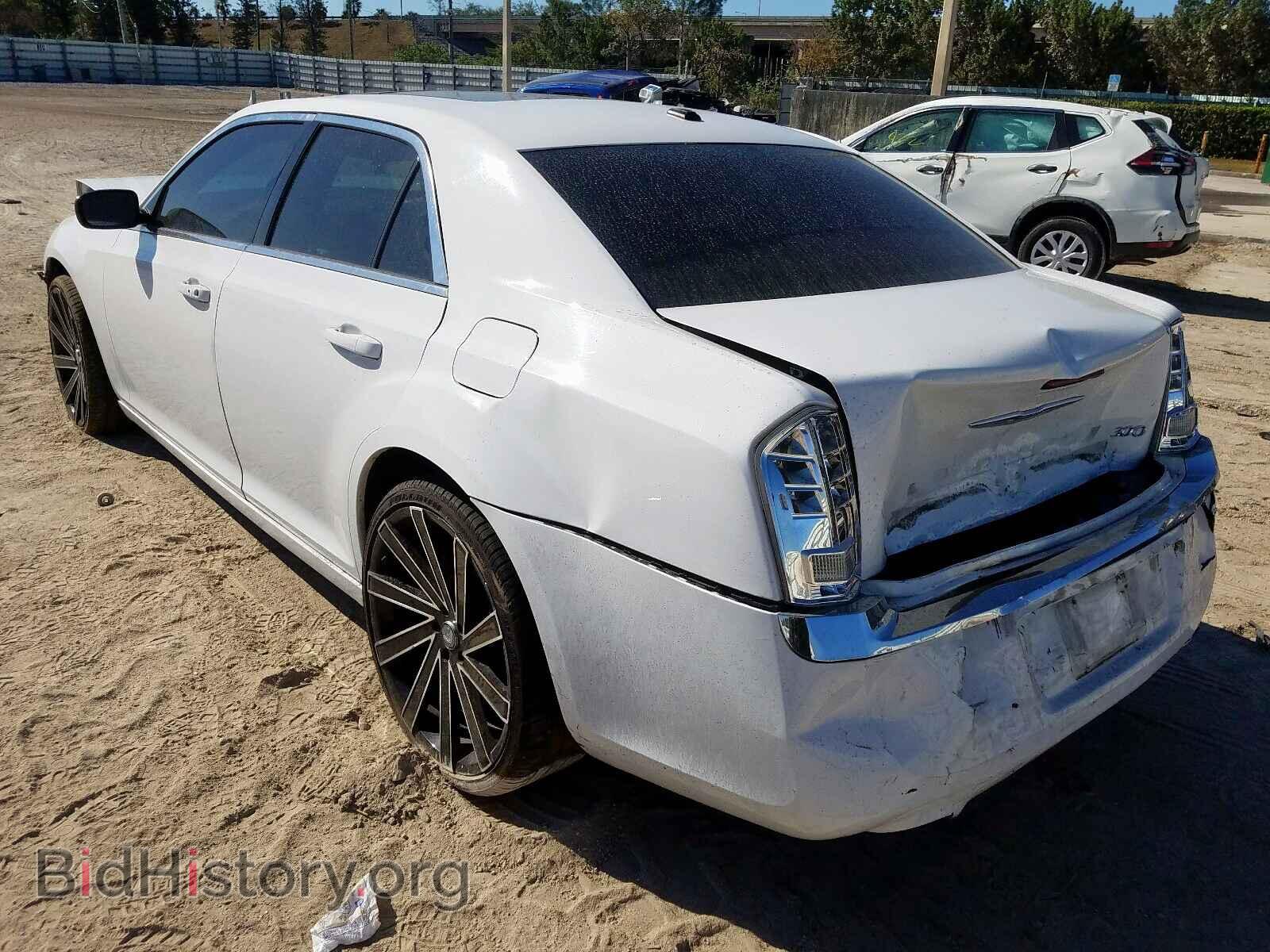 2013 CHRYSLER 300 - VIN: 2C3CCAAG5DH532937 - Фото 3