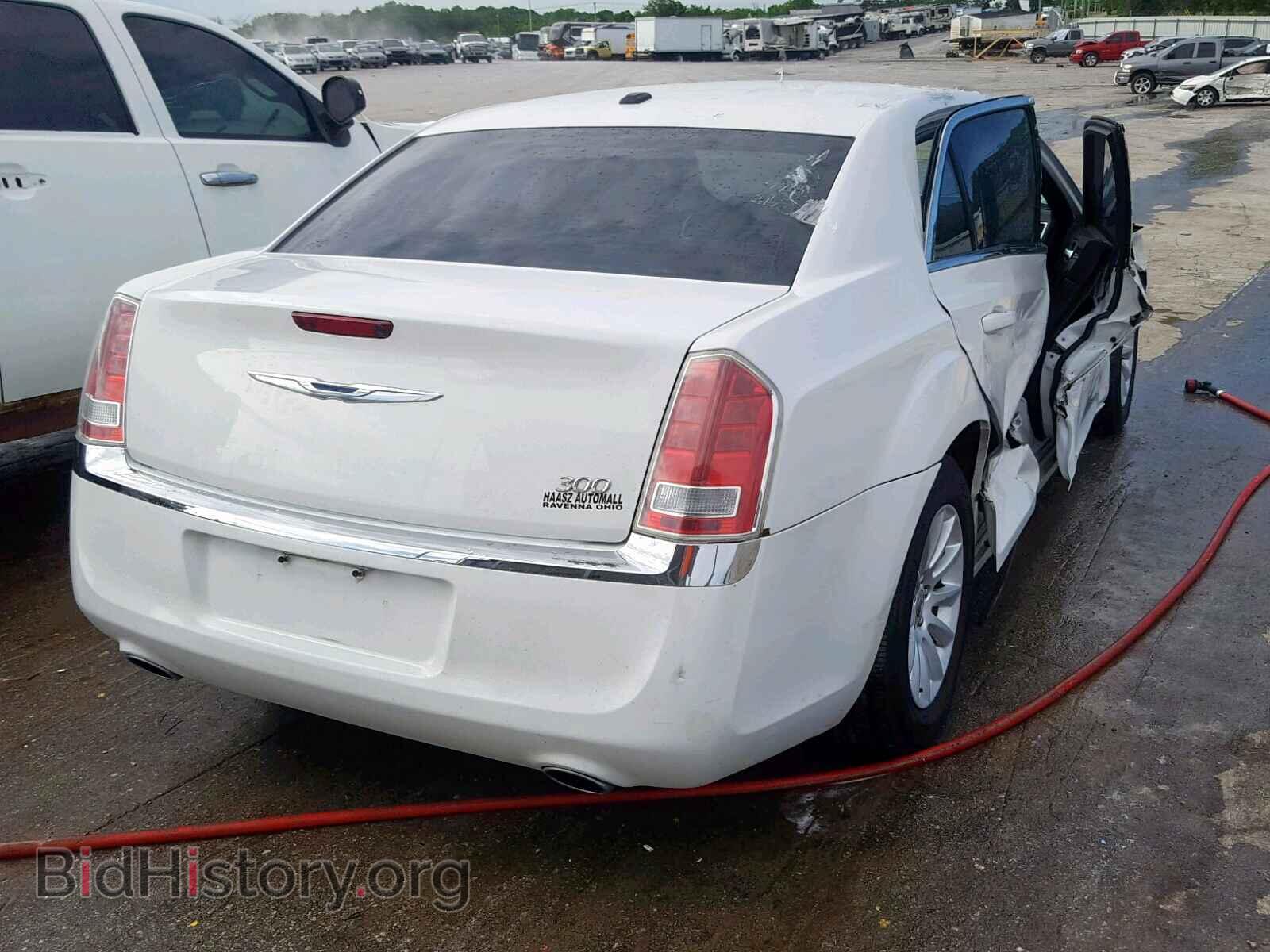 2012 CHRYSLER 300 - VIN: 2C3CCAAG3CH283973 - Фото 4