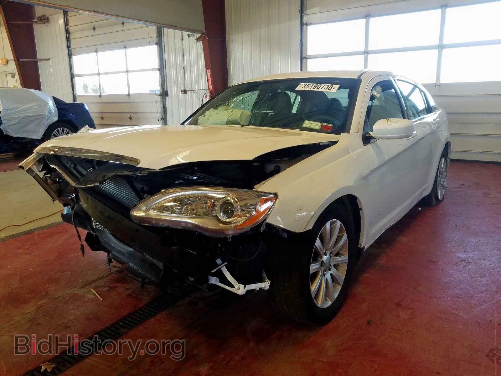 2013 CHRYSLER 200 - VIN: 1C3CCBBB6DN655579 - Photo 2