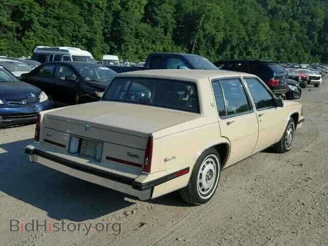 1985 CADILLAC DEVILLE - VIN: 1G6CD6984F4332234 - Фото 4
