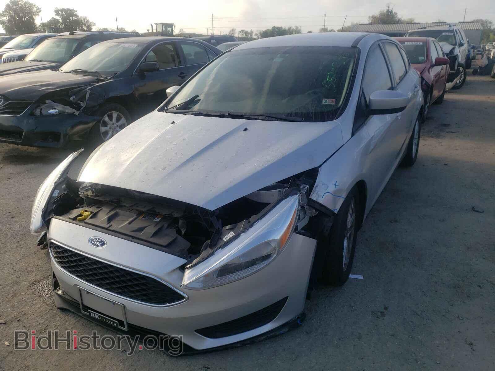 2018 FORD FOCUS - VIN: 1FADP3K2XJL215095 - Фото 2