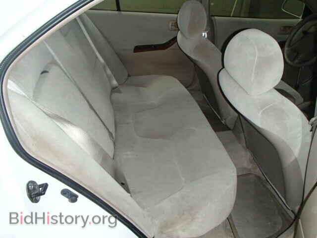 2001 MITSUBISHI GALANT - VIN: 4A3AA46G61E020879 - Фото 6