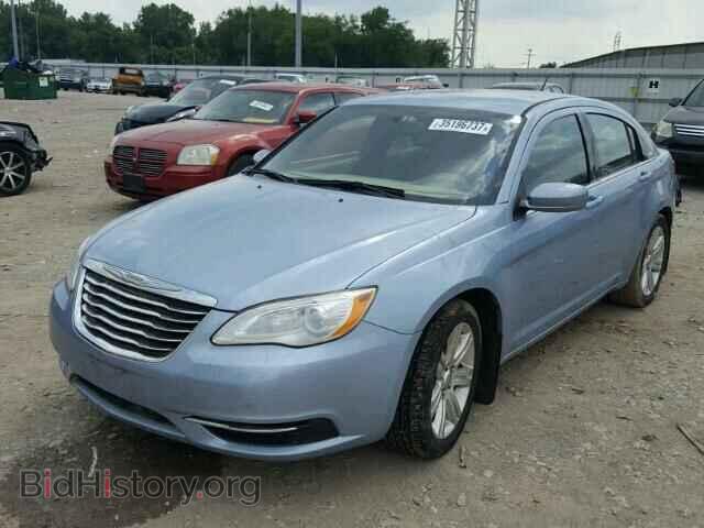 2013 CHRYSLER 200 - VIN: 1C3CCBBB8DN549389 - Фото 2