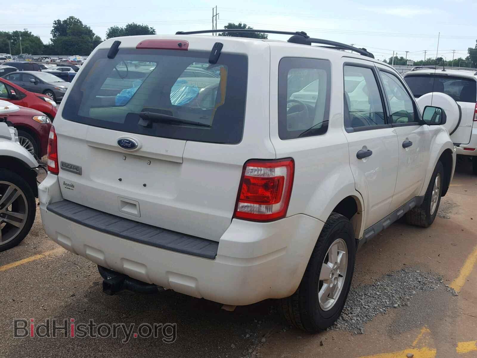 2011 FORD ESCAPE - VIN: 1FMCU0C75BKA43830 - Фото 4