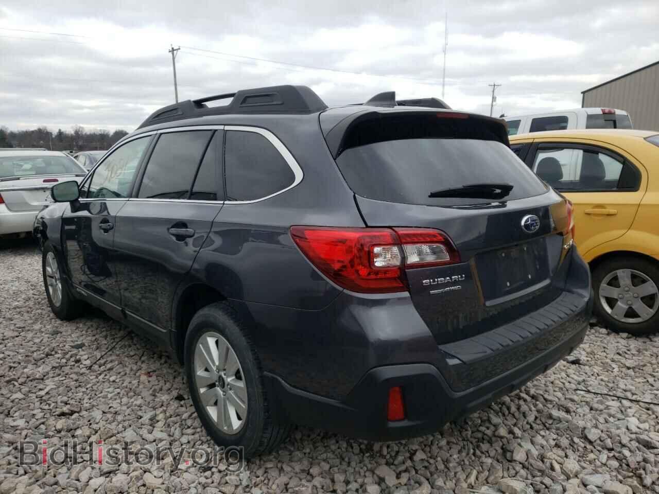 2019 SUBARU OUTBACK - VIN: 4S4BSAFC2K3380949 - Photo 3