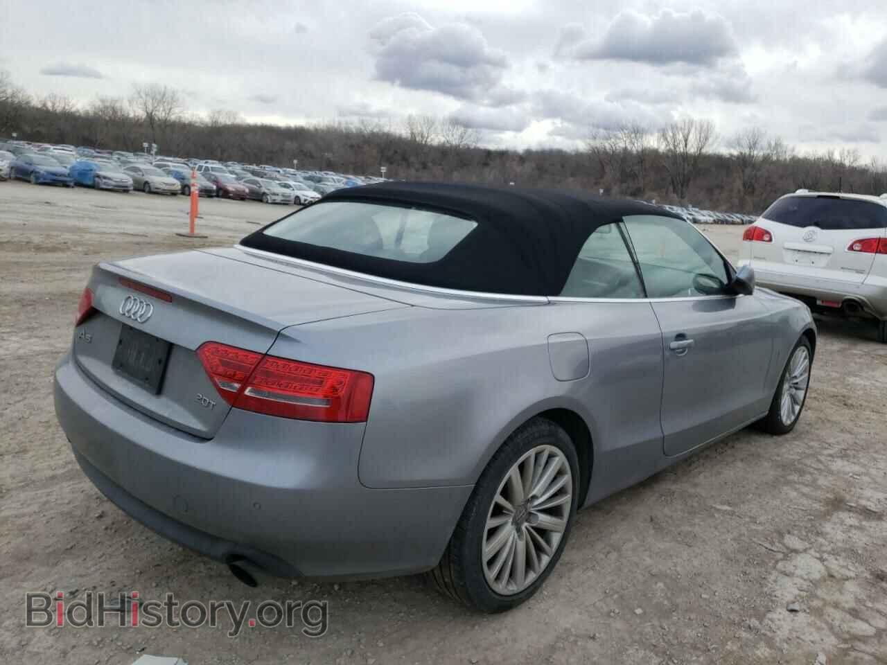 2010 AUDI A5 - VIN: WAUJFAFH7AN011777 - Фото 4