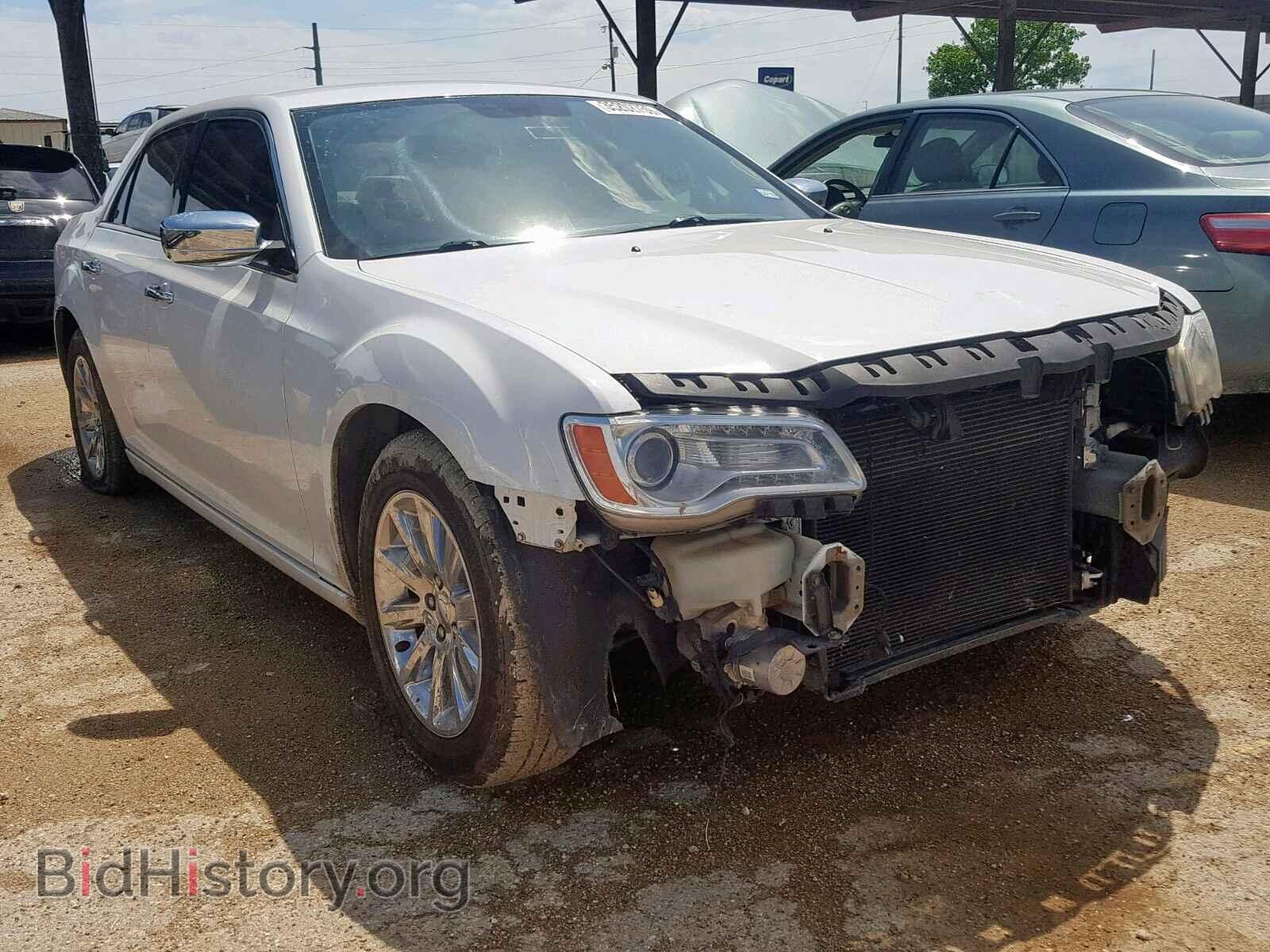 Photo 2C3CA5CG3BH584381 - CHRYSLER 300 2011