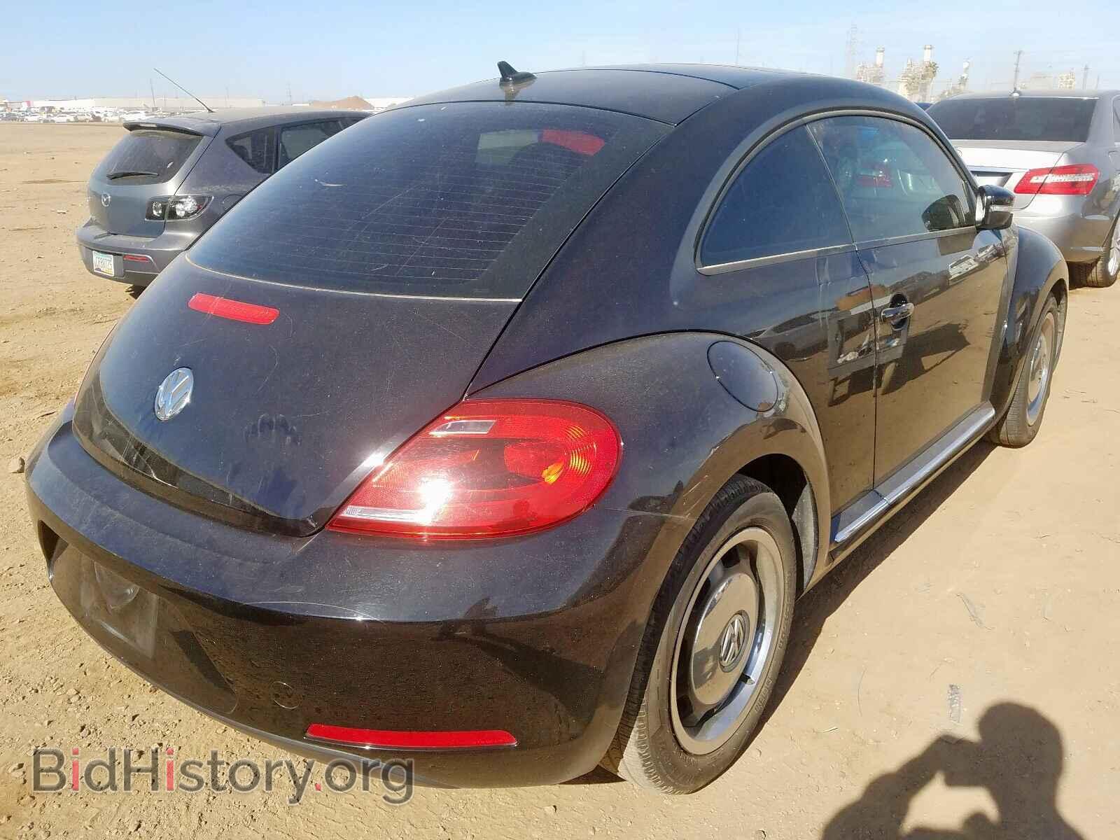 2012 VOLKSWAGEN BEETLE - VIN: 3VWJP7AT7CM633613 - Фото 4