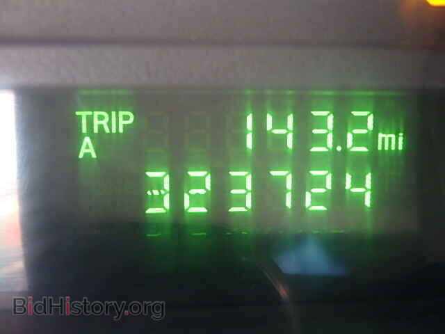 2011 FORD ECONOLINE - VIN: 1FBNE3BL2BDB01489 - Photo 8