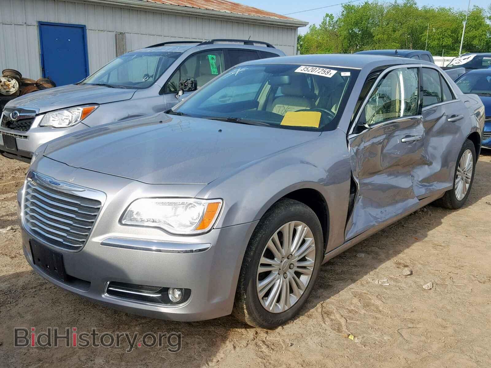2014 CHRYSLER 300 - VIN: 2C3CCARG0EH298079 - Фото 2