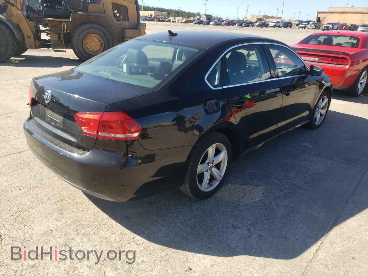2012 VOLKSWAGEN PASSAT - VIN: 1VWBP7A33CC043575 - Фото 4