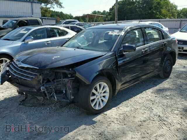 2010 CHRYSLER SEBRING - VIN: 1C3CC5FB2AN223725 - Фото 2