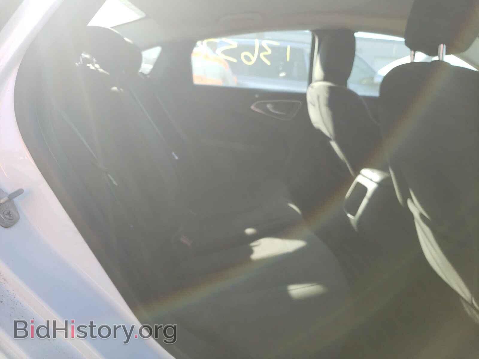 2015 CHRYSLER 200 - VIN: 1C3CCCAB2FN659610 - Фото 6