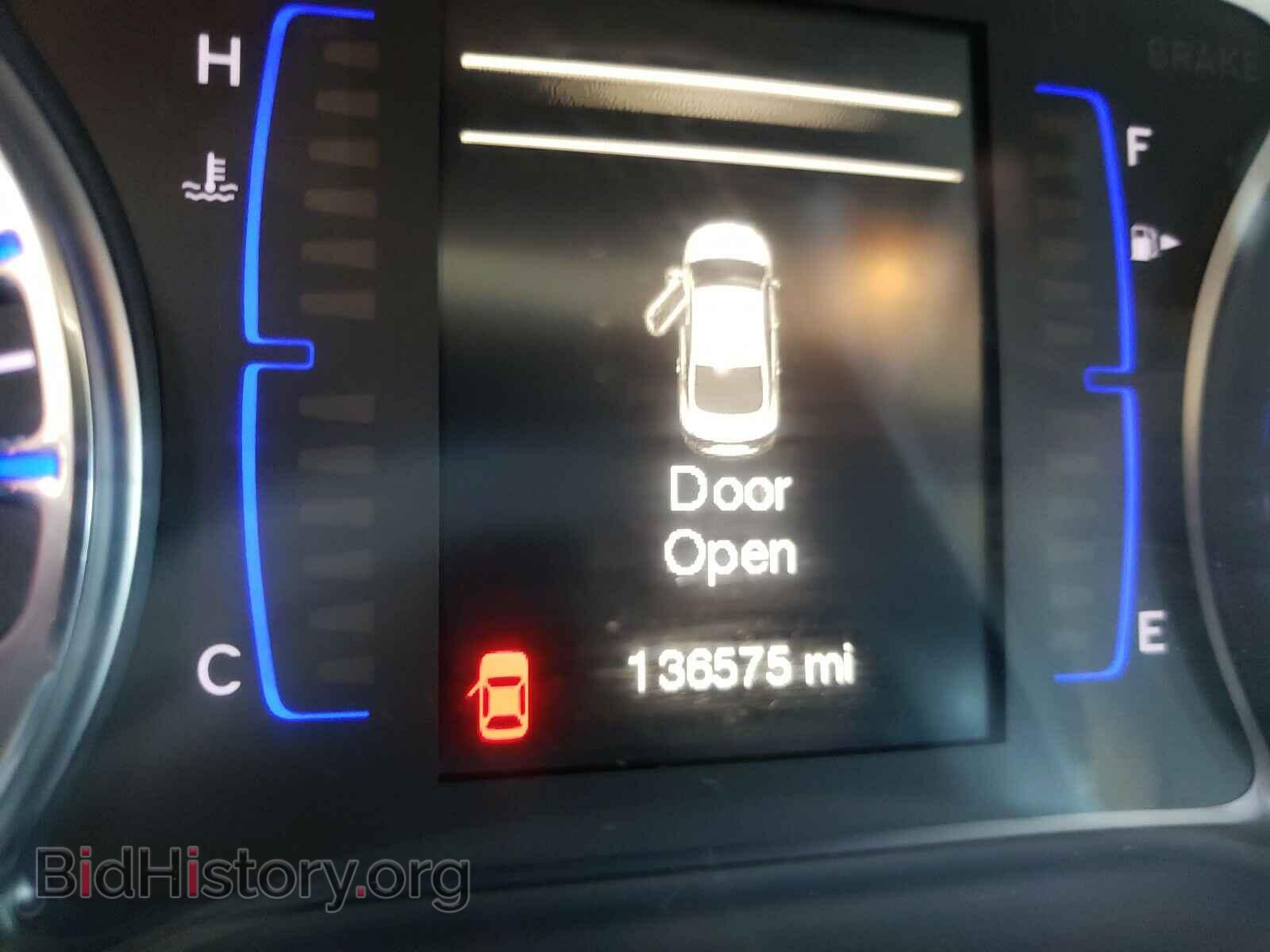 2015 CHRYSLER 200 - VIN: 1C3CCCAB2FN659610 - Фото 8