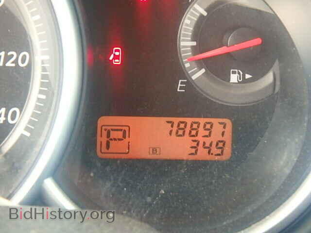 2011 NISSAN VERSA - VIN: 3N1BC1CP1BL463580 - Фото 8