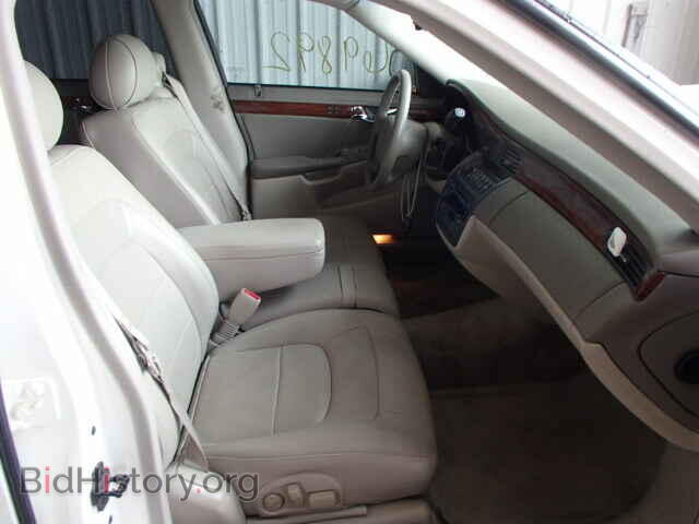 2004 CADILLAC DEVILLE - VIN: 1G6KD54Y44U139169 - Photo 5