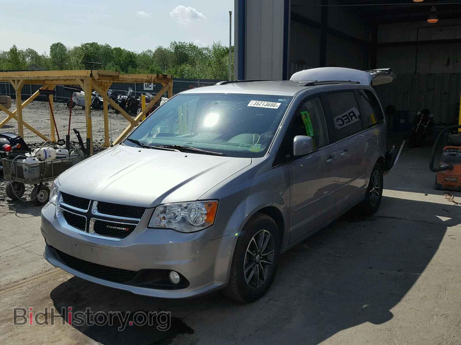 2017 DODGE CARAVAN - VIN: 2C4RDGCG9HR686456 - Фото 2