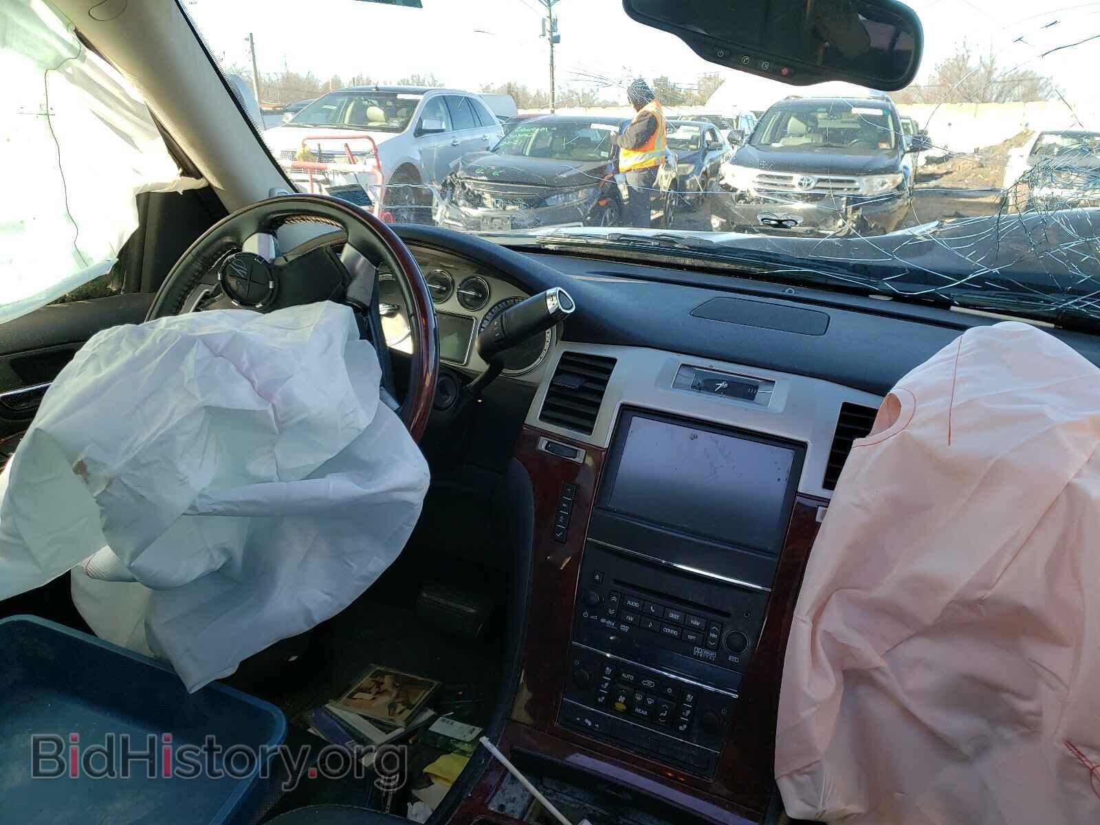 2011 CADILLAC ESCALADE - VIN: 1GYS4AEF4BR248308 - Фото 8