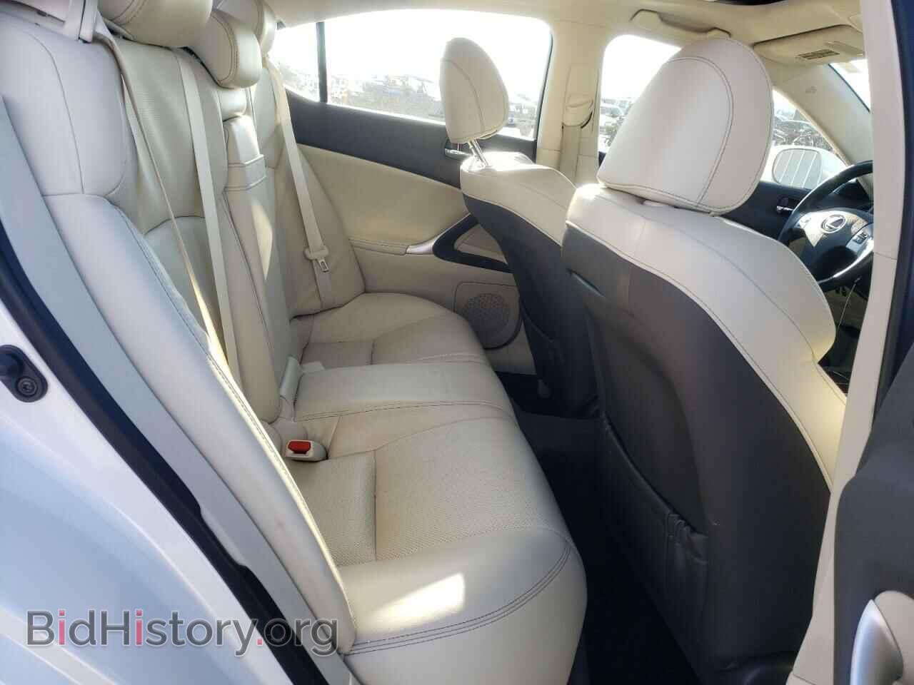 2011 LEXUS IS - VIN: JTHBF5C29B5150064 - Photo 6