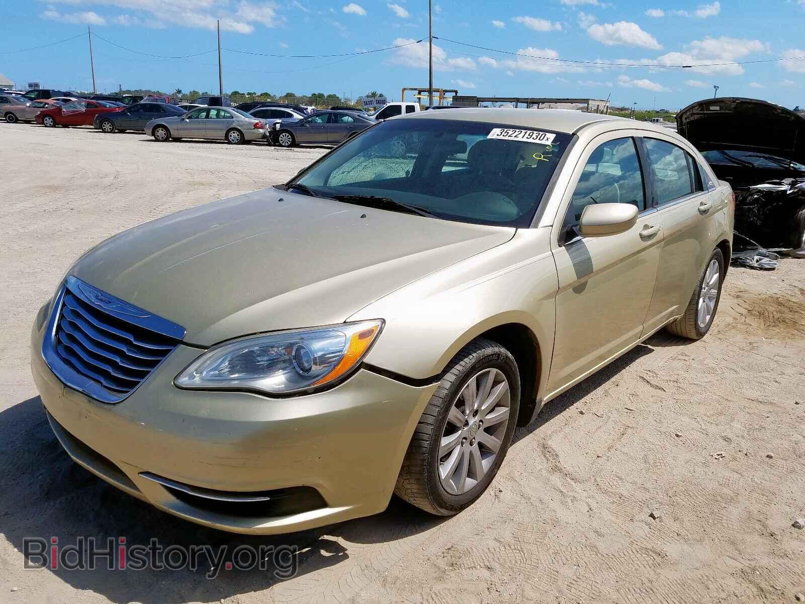 2011 CHRYSLER 200 - VIN: 1C3BC1FB6BN500432 - Фото 2