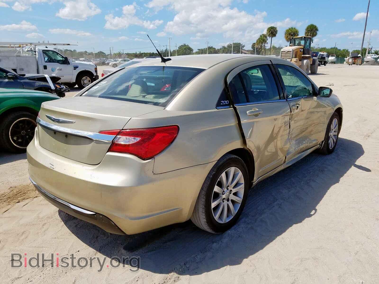 2011 CHRYSLER 200 - VIN: 1C3BC1FB6BN500432 - Фото 4