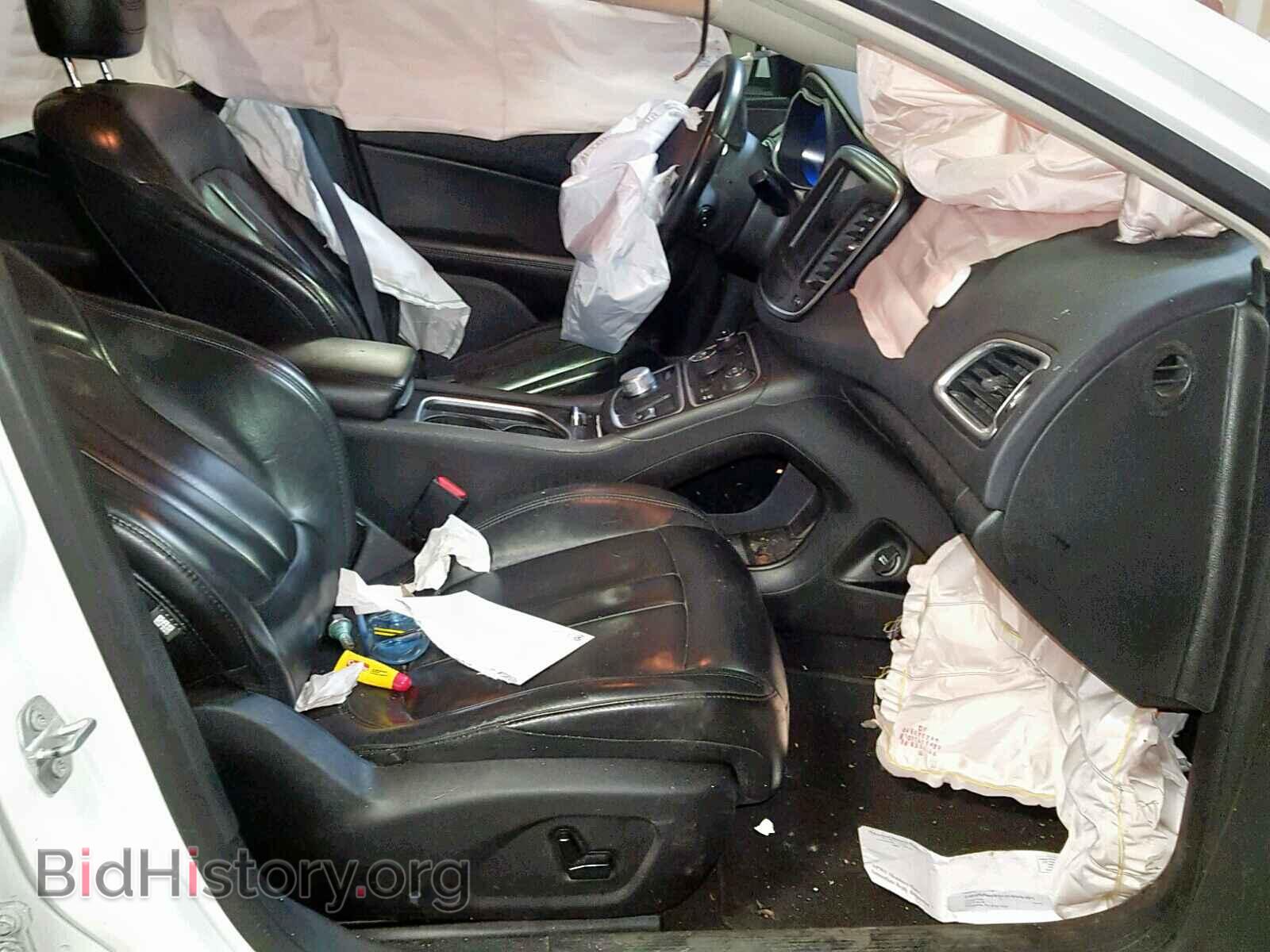 2016 CHRYSLER 200 - VIN: 1C3CCCAB7GN190905 - Photo 5