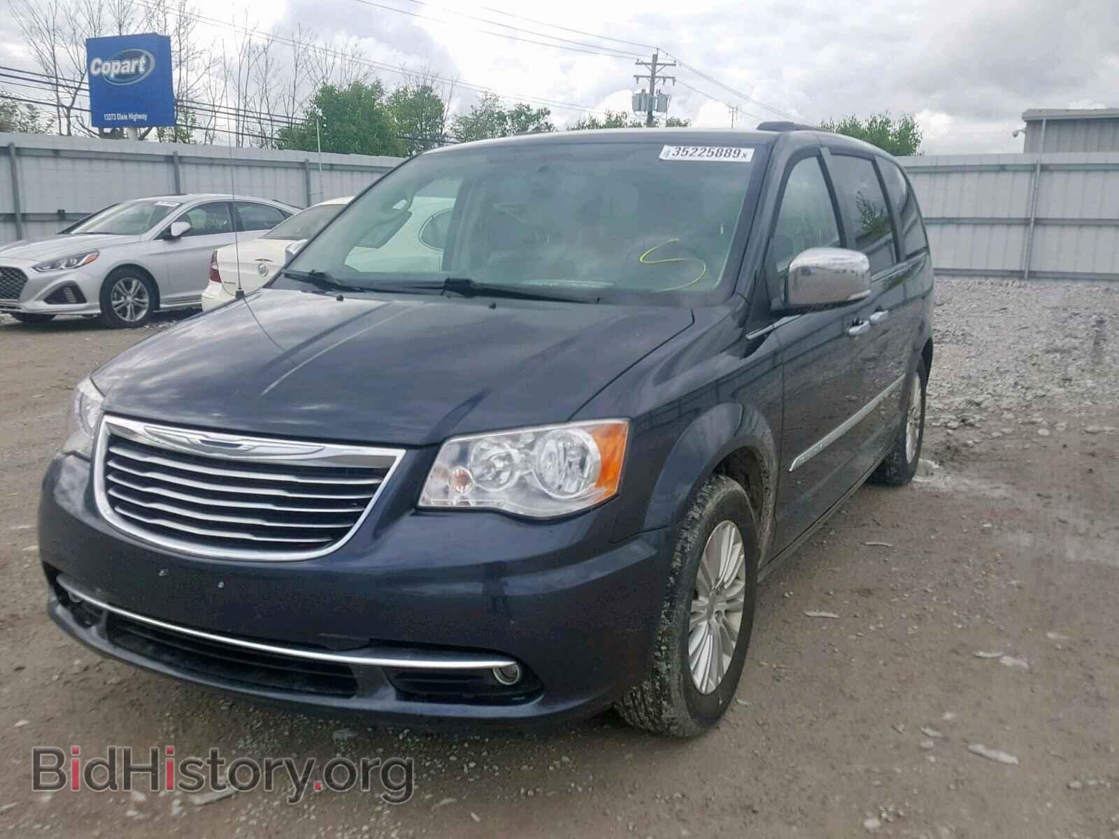 2013 CHRYSLER TOWN & COU - VIN: 2C4RC1CG7DR785304 - Фото 2