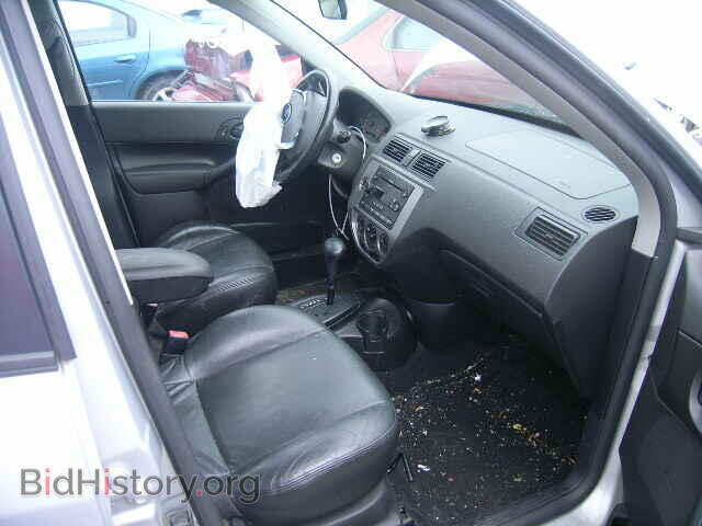 2006 FORD FOCUS - VIN: 1FAFP37N66W196675 - Фото 5