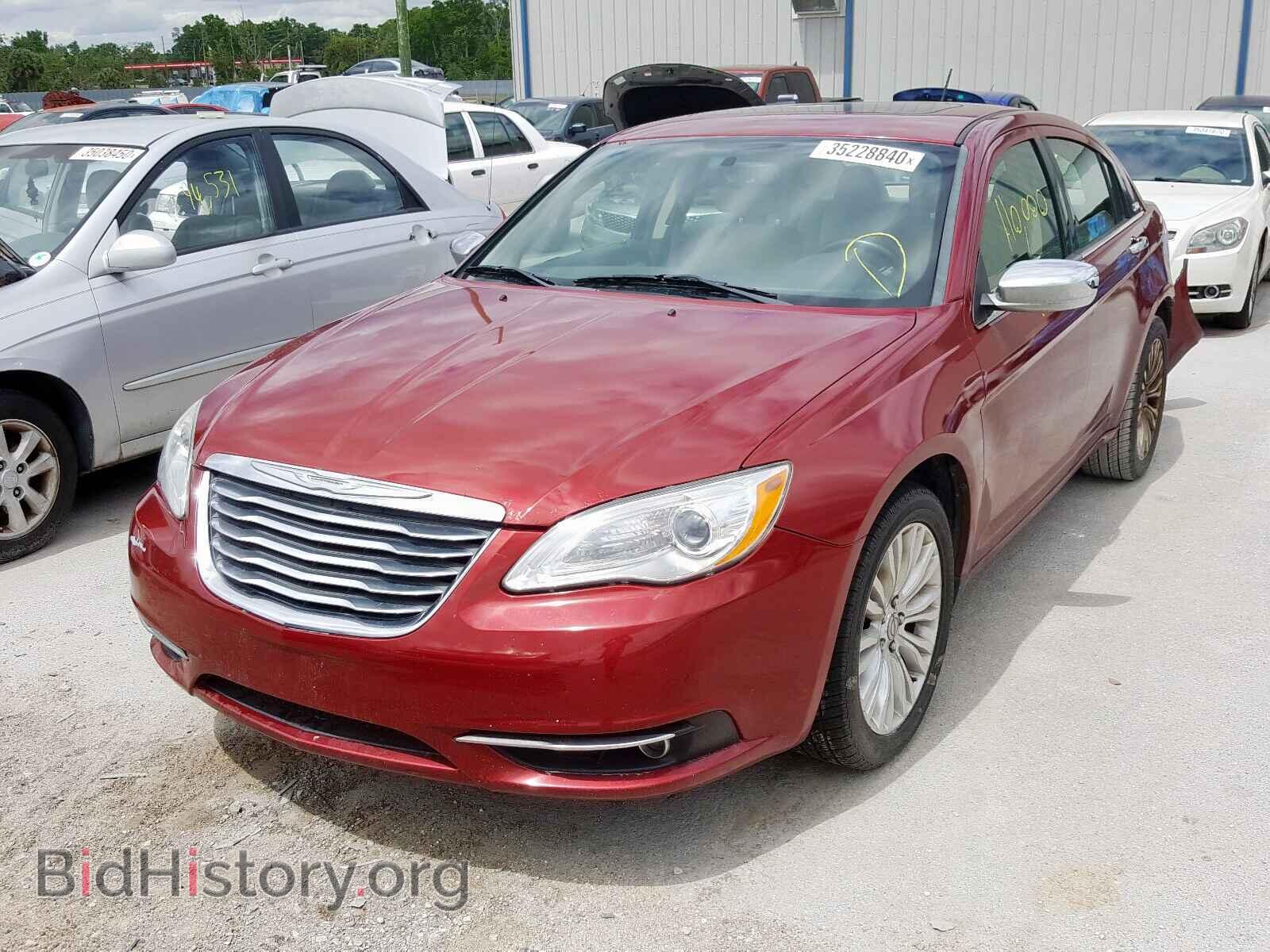 2012 CHRYSLER 200 - VIN: 1C3CCBCB3CN181412 - Фото 2