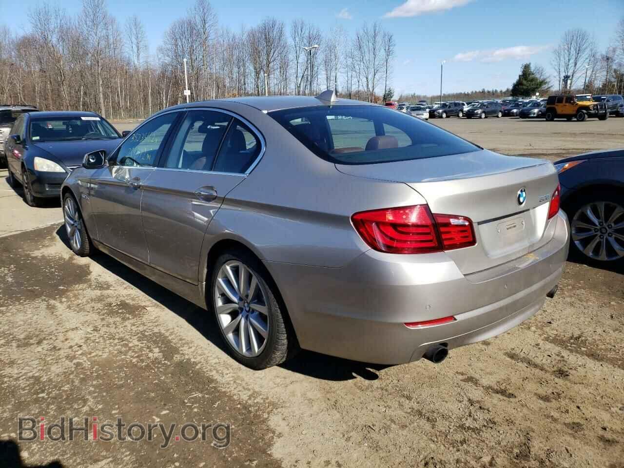 2011 BMW 5 SERIES - VIN: WBAFU7C58BC777961 - Фото 3