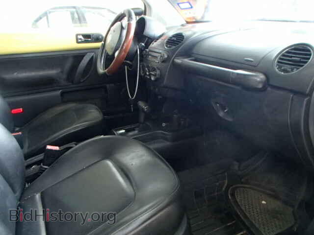 2006 VOLKSWAGEN BEETLE - VIN: 3VWPW31C86M413018 - Фото 5