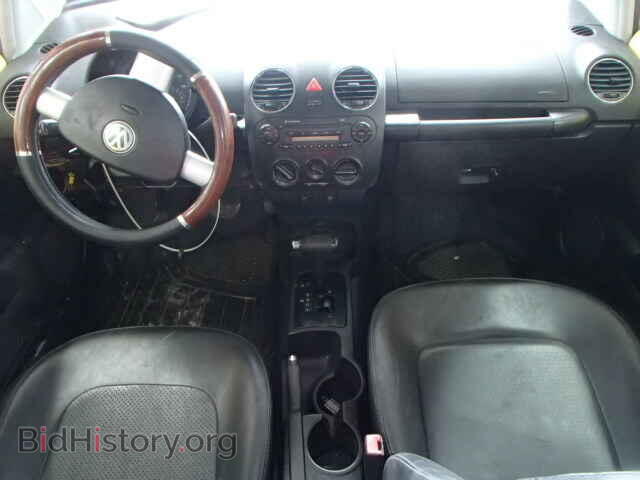 2006 VOLKSWAGEN BEETLE - VIN: 3VWPW31C86M413018 - Фото 9