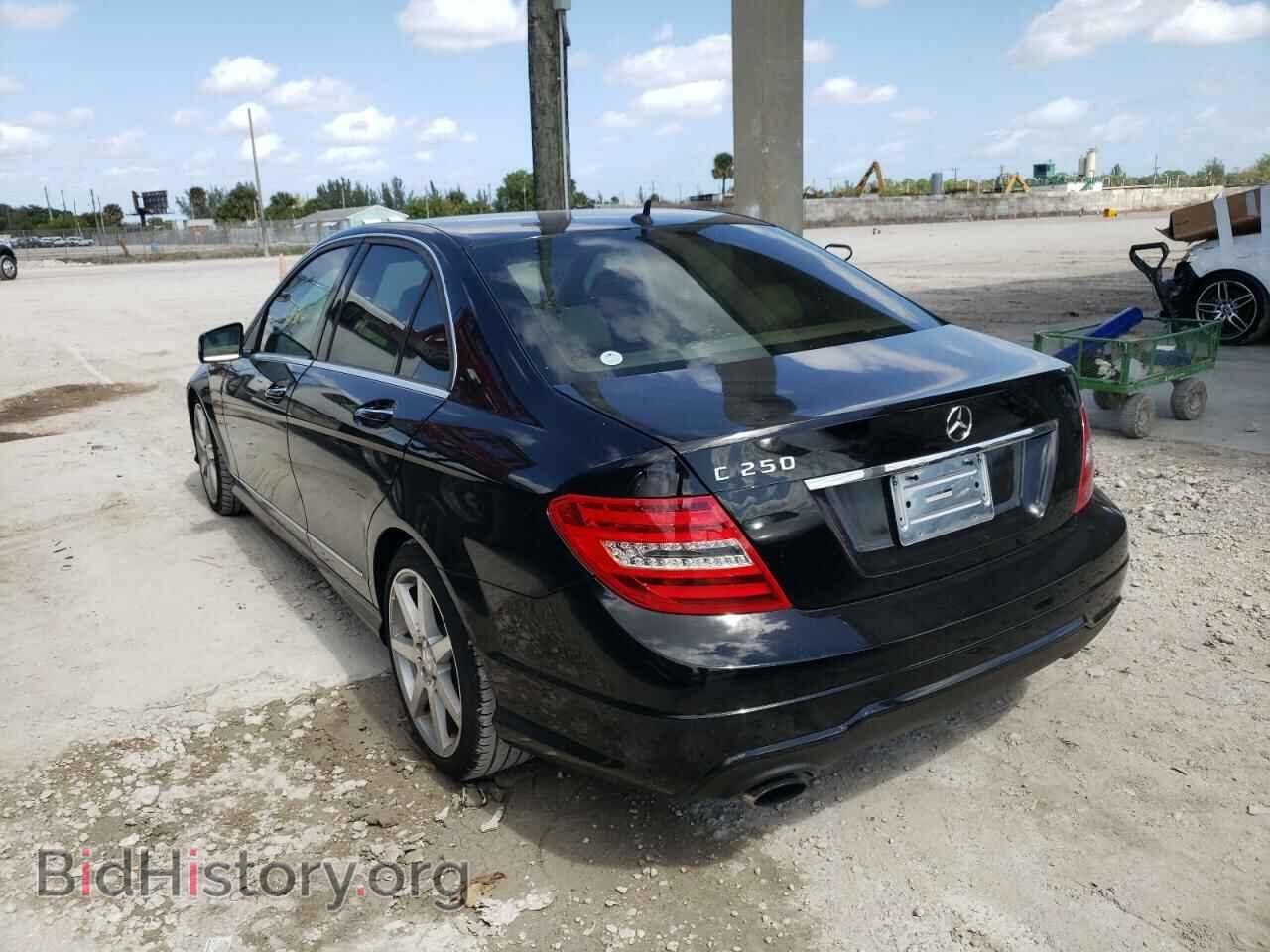2013 MERCEDES-BENZ C-CLASS - VIN: WDDGF4HB9DA791192 - Фото 3
