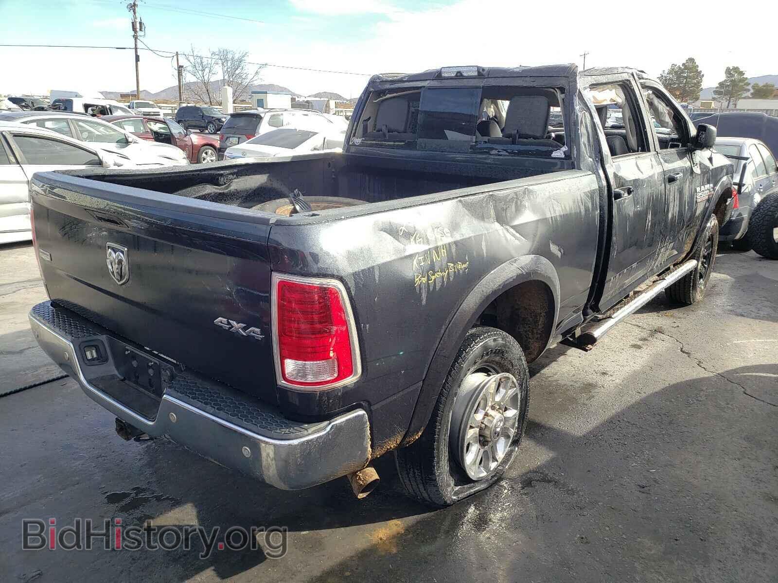 2017 RAM 2500 - VIN: 3C6UR5FL6HG732928 - Фото 4
