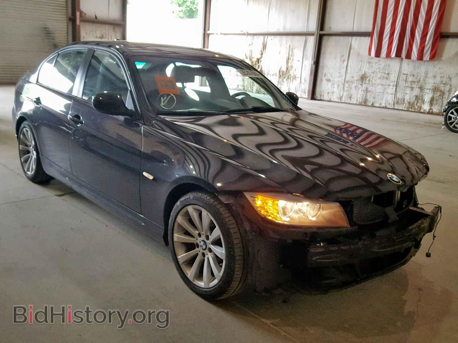 Фотография WBAPH7C51BE130962 - BMW 328 I 2011