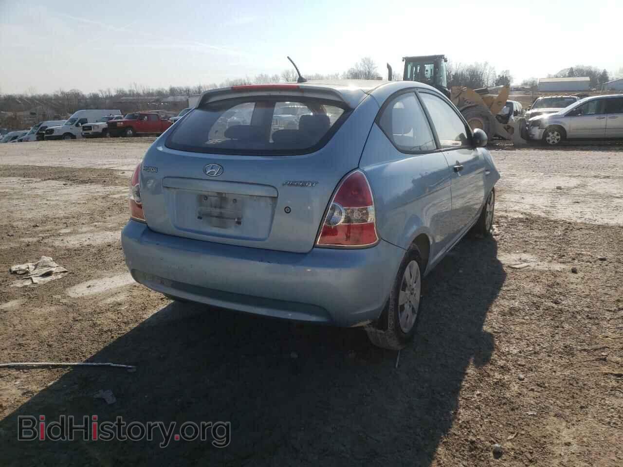 2008 HYUNDAI ACCENT - VIN: KMHCM36C18U068800 - Фото 4