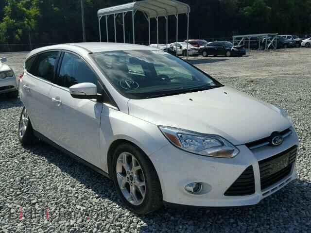 Photo 1FAHP3M23CL413700 - FORD FOCUS 2012
