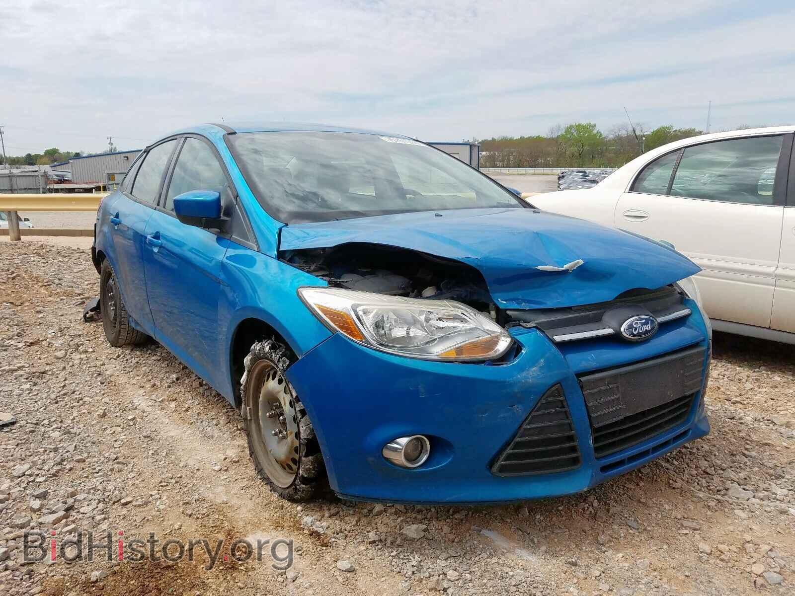 Photo 1FAHP3F22CL323984 - FORD FOCUS 2012