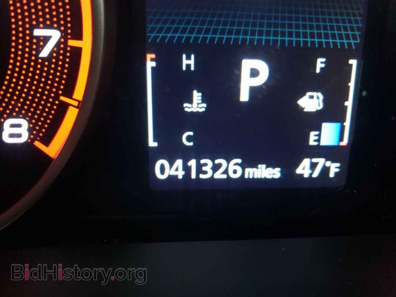 2019 Mitsubishi ECLIPSE (VIN JA4AT3AA3KZ045883) — photo 8 of 10