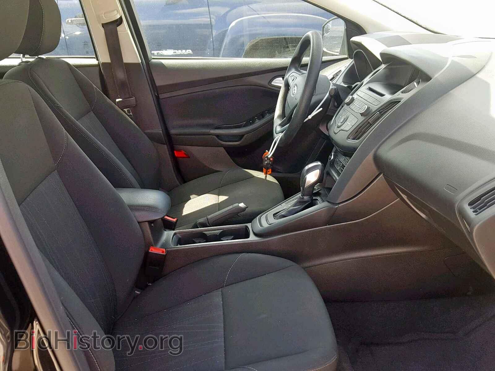 2016 FORD FOCUS SE - VIN: 1FADP3F25GL304222 - Фото 5