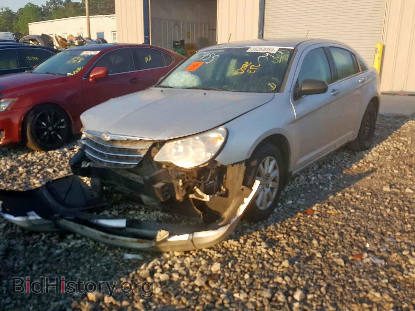 2010 CHRYSLER SEBRING - VIN: 1C3CC4FB8AN140455 - Фото 2