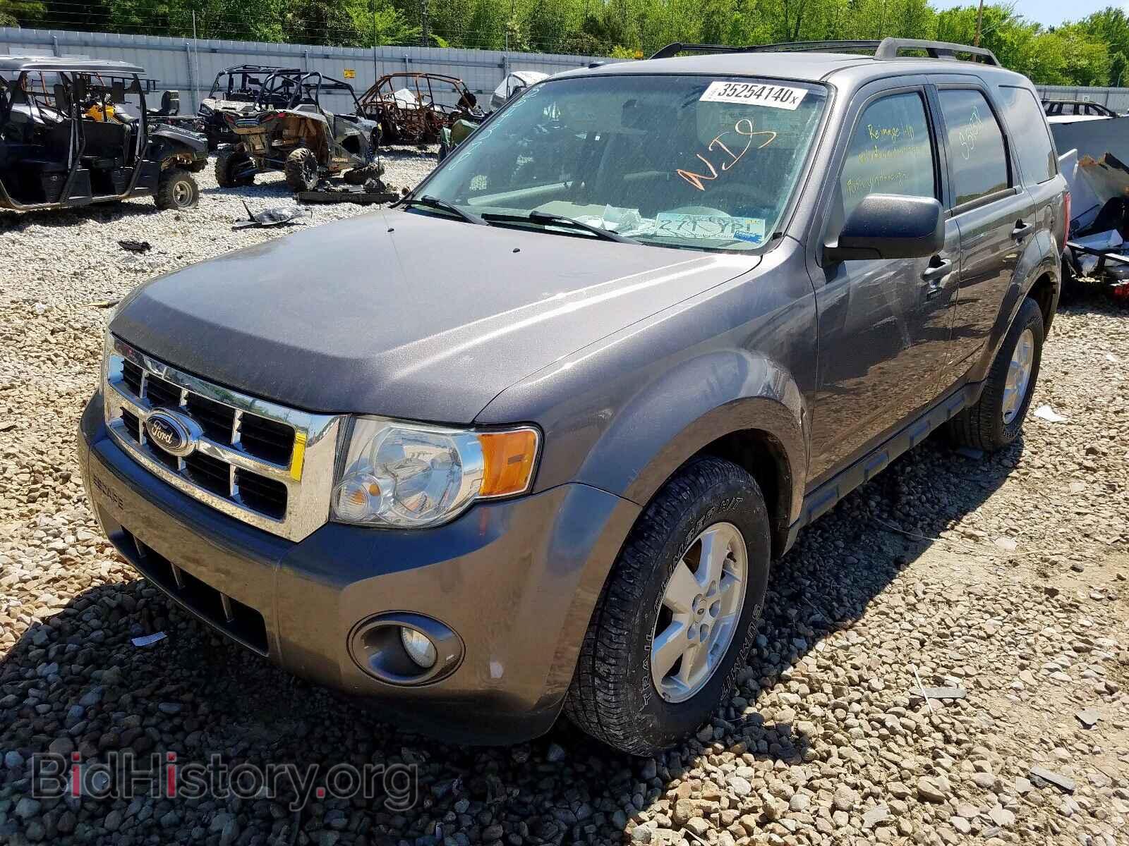 2011 FORD ESCAPE - VIN: 1FMCU9D70BKB36807 - Фото 2